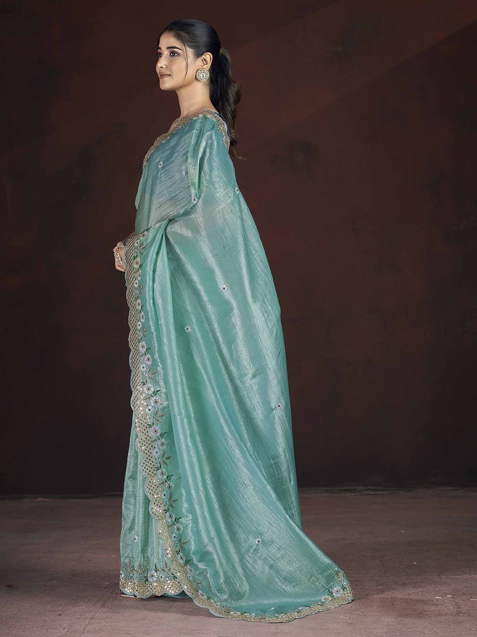  Butterfly Net saree, featuring exquisite designer chain stitch (Aari) embroidery 